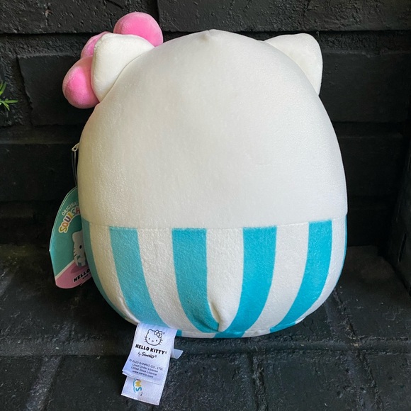 Hello Kitty Sanrio Squishmallow! 8 inch. NWT - Picture 2 of 4